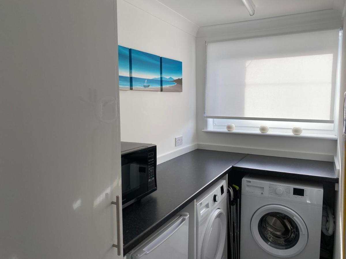 Perth Holiday Lets Apartment ภายนอก รูปภาพ