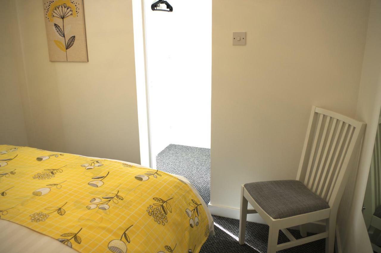 Perth Holiday Lets Apartment ภายนอก รูปภาพ